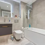 - - Balcony - Sleeps 6 *