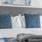 - - Balcony - Sleeps 6 York