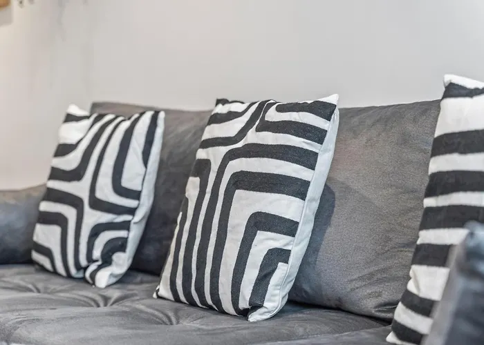 דירה - - Balcony - Sleeps 6