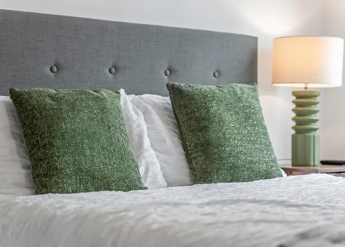 דירה - - Balcony - Sleeps 6