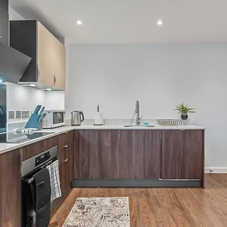 Апартаменты - - Balcony - Sleeps 6 Йорк