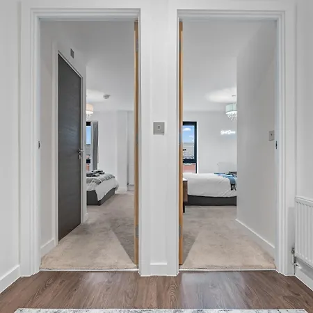 - - Balcony - Sleeps 6 Йорк